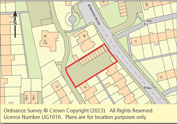 Lot: 47 - COMPOUND OF NINE LOCK-UP GARAGES AND NINETEEN PARKING SPACES -